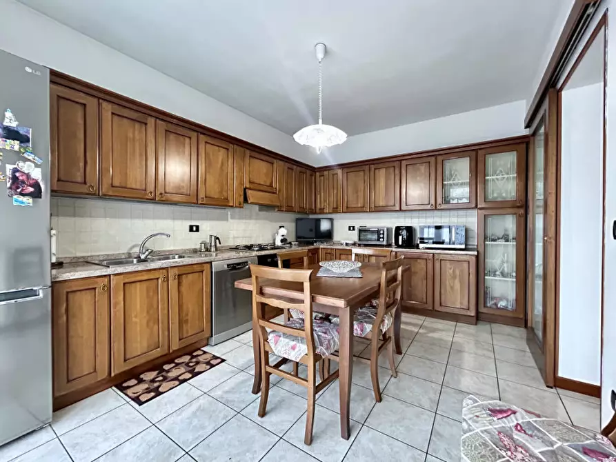 Immagine 10 di Casa bifamiliare in vendita  in Via Giotto 63 a Angiari