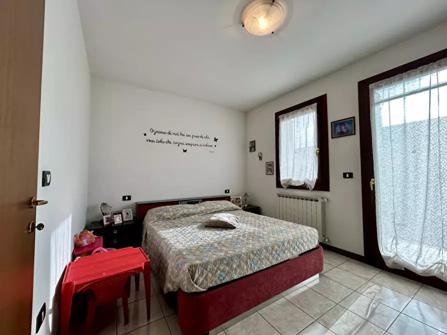 Immagine 13 di Casa bifamiliare in vendita  in Via Giotto 63 a Angiari