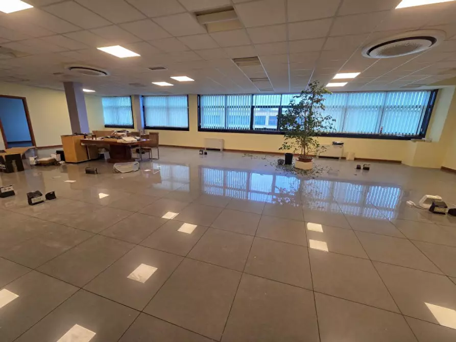 Immagine 1 di Ufficio in affitto  in Viale dell'Industria a Padova