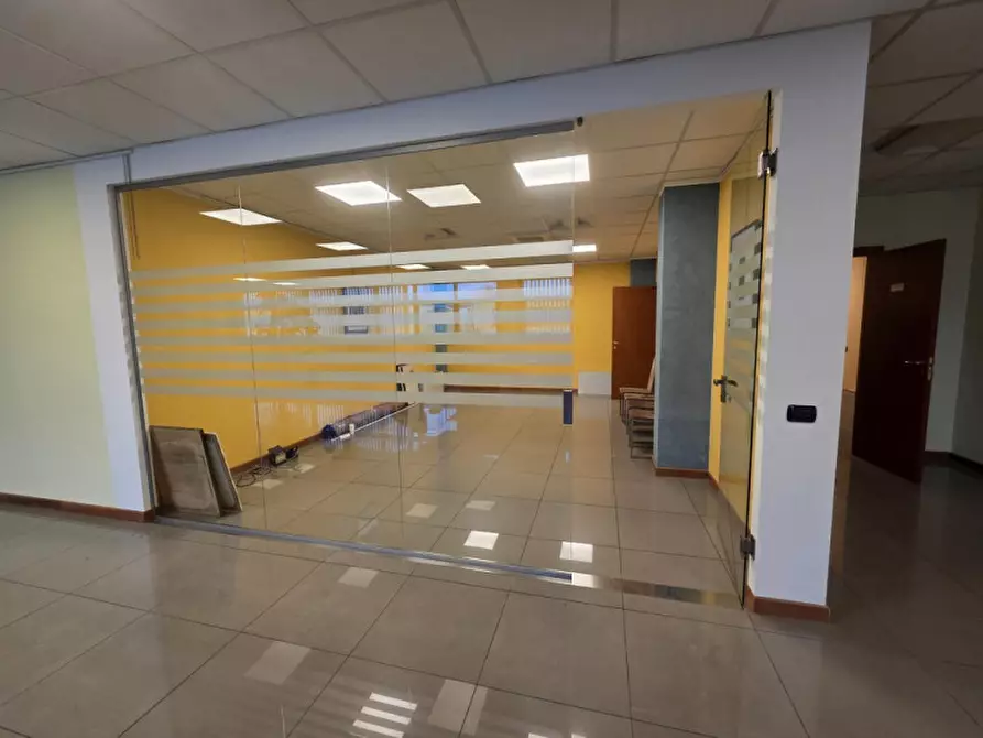 Immagine 4 di Ufficio in affitto  in Viale dell'Industria a Padova