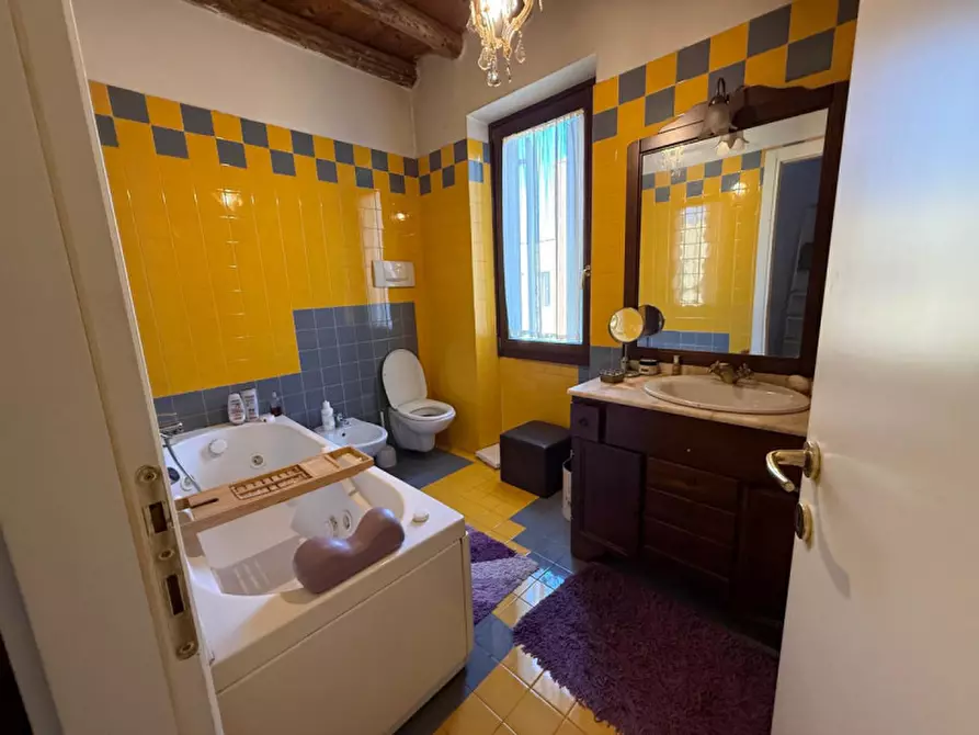 Immagine 8 di Villa in vendita  in Via Guglielmo Marconi a Colognola Ai Colli