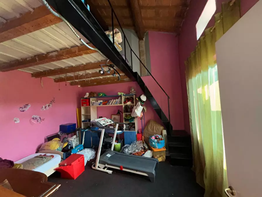 Immagine 18 di Villa in vendita  in Via Guglielmo Marconi a Colognola Ai Colli