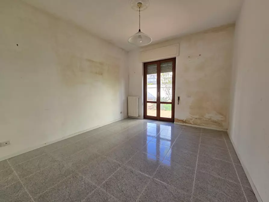 Immagine 7 di Appartamento in vendita  in Via Rocco Scotellaro 27 a Lecce