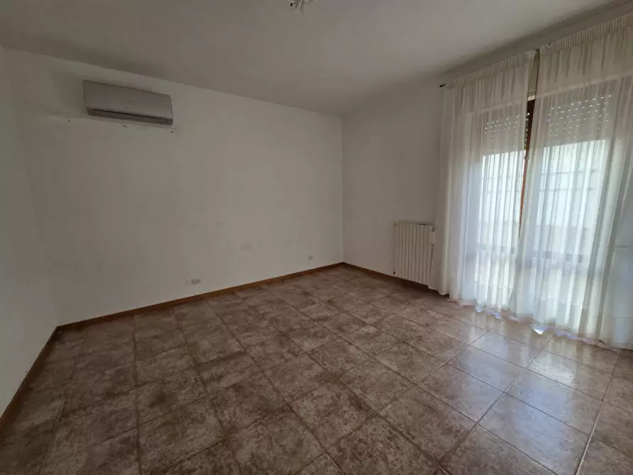 Immagine 17 di Appartamento in vendita  in Via Rocco Scotellaro 27 a Lecce