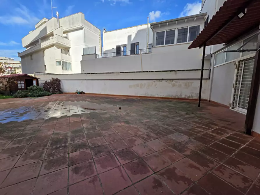 Immagine 37 di Appartamento in vendita  in Via Rocco Scotellaro 27 a Lecce