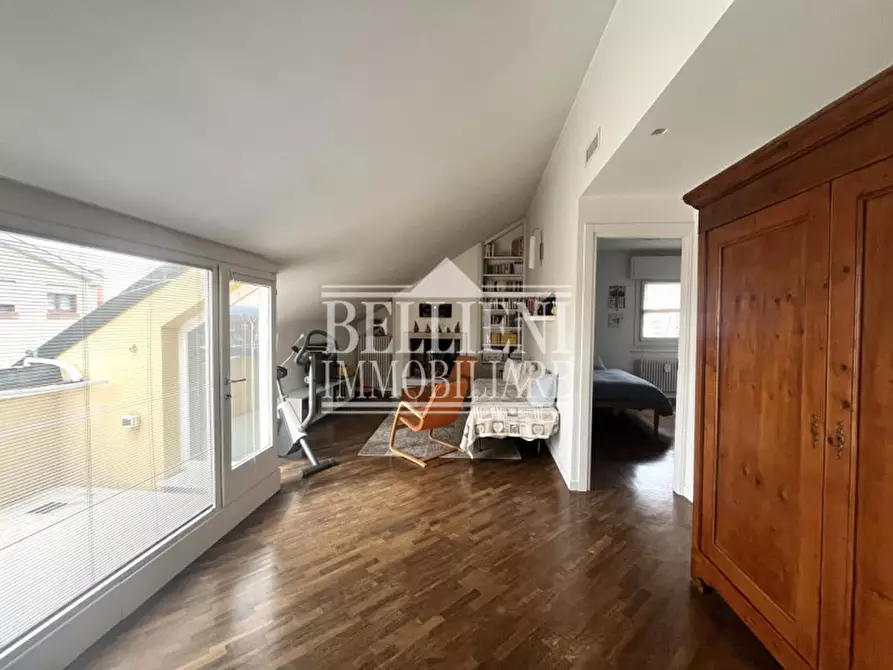 Immagine 12 di Attico in vendita  in Via Legione Antonini a Vicenza