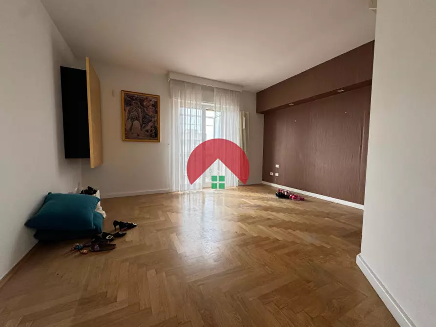 Immagine 14 di Appartamento in vendita  in Via Ugo La Malfa a Matera