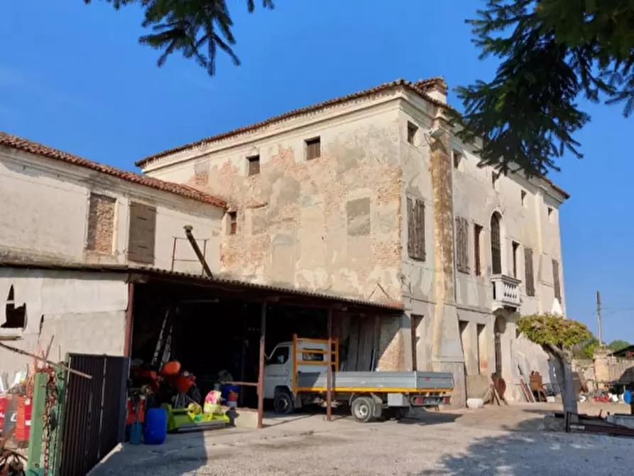 Immagine 5 di Villa in vendita  a Piove Di Sacco