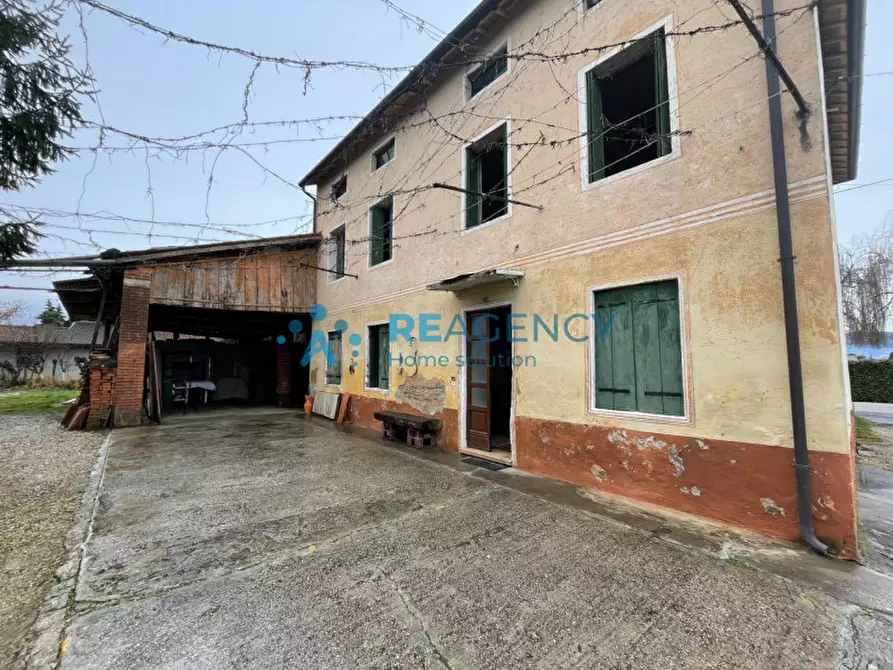 Immagine 1 di Casa indipendente in vendita  a Dueville