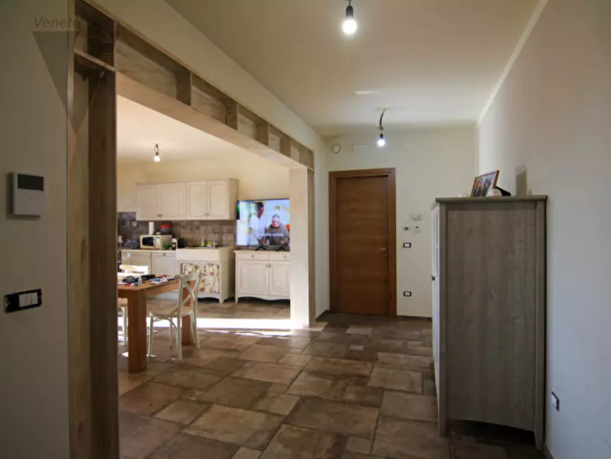 Immagine 2 di Casa bifamiliare in vendita  in Via San Giuseppe a Correzzola