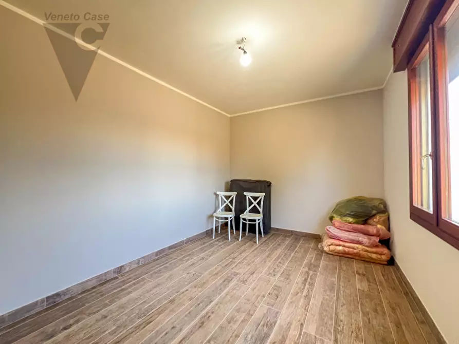 Immagine 11 di Casa bifamiliare in vendita  in Via San Giuseppe a Correzzola