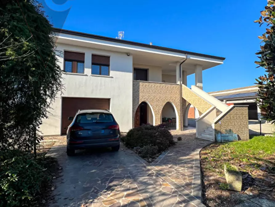 Immagine 22 di Casa bifamiliare in vendita  in Via San Giuseppe a Correzzola