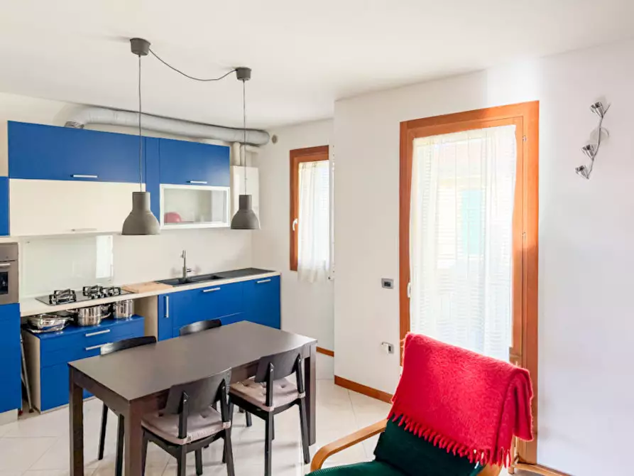 Immagine 3 di Appartamento in vendita  in Via Giorgione a Asolo