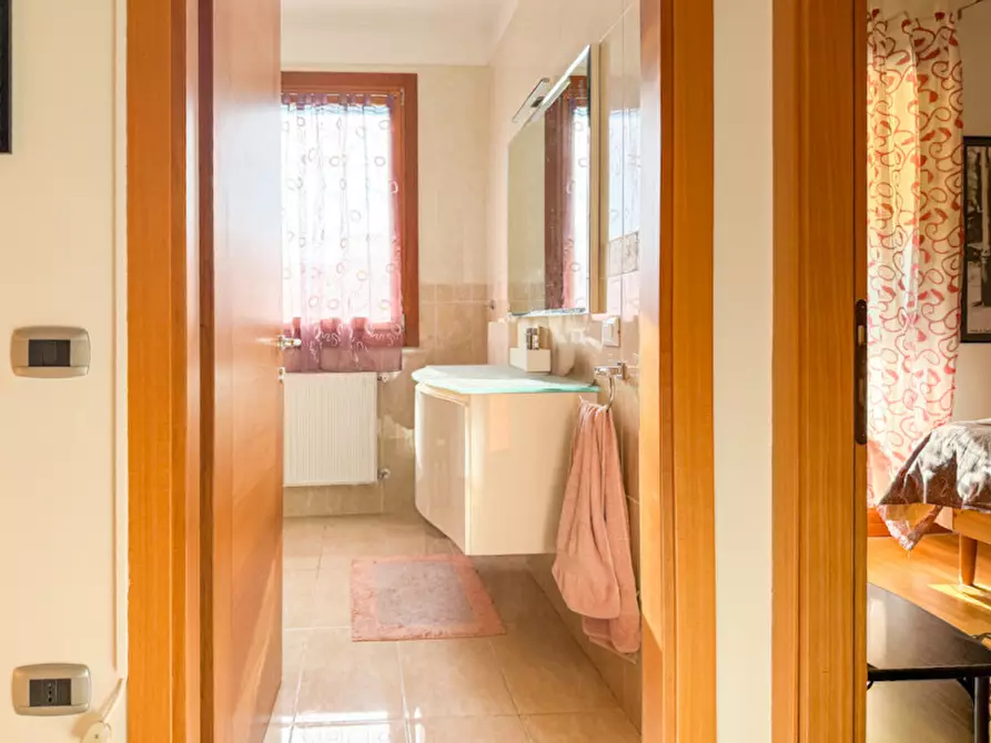 Immagine 12 di Appartamento in vendita  in Via Giorgione a Asolo