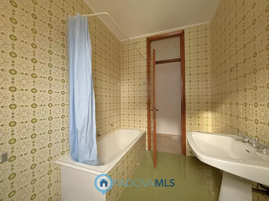 Immagine 7 di Appartamento in vendita  in Via Sant'Osvaldo 97 a Padova