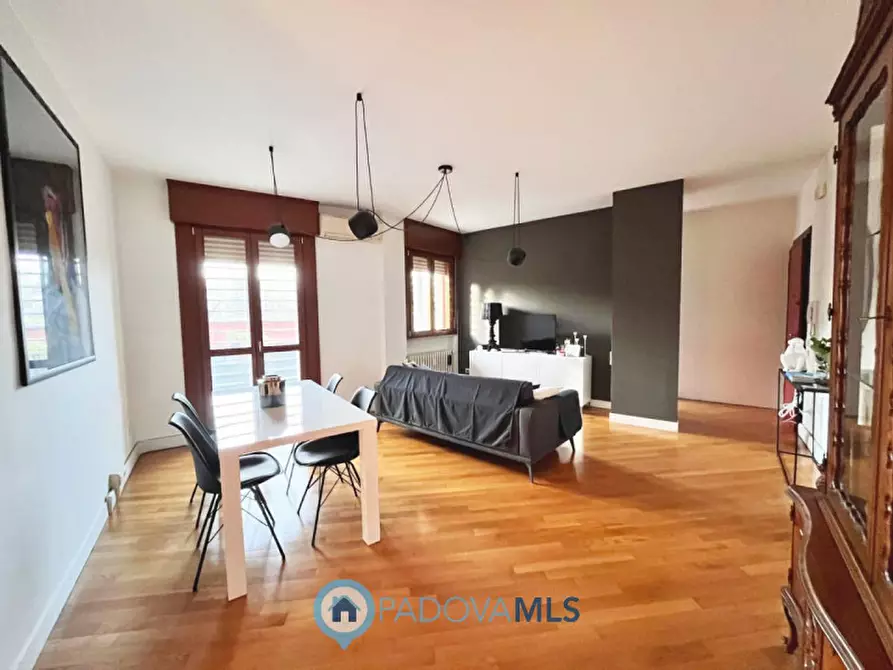 Immagine 16 di Appartamento in vendita  in Via Ognissanti 1 a Padova