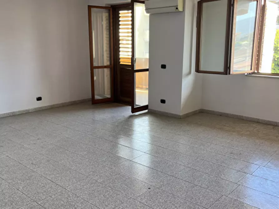 Immagine 11 di Appartamento in vendita  in Via Reggio Campi II tronco a Reggio Di Calabria