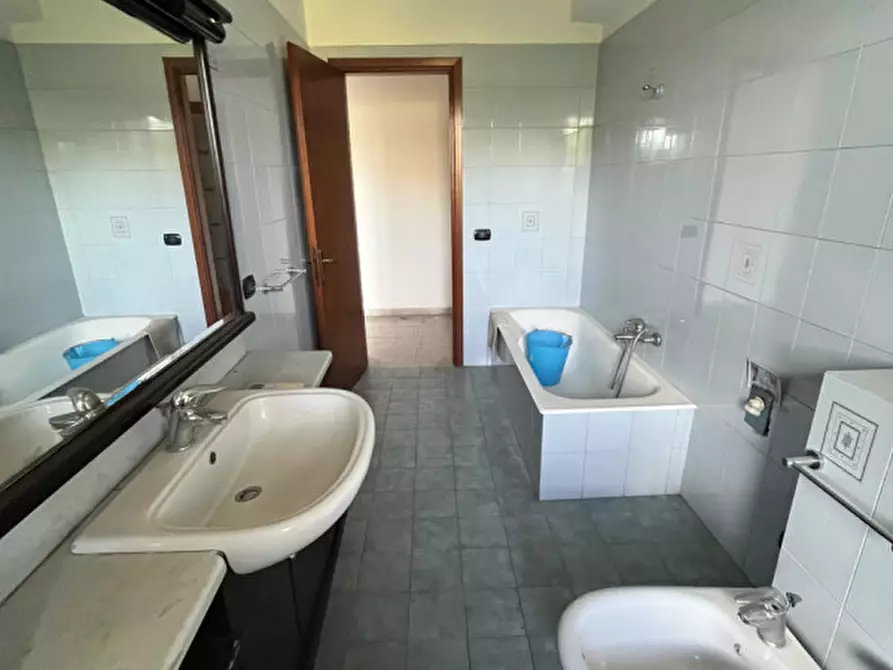 Immagine 23 di Appartamento in vendita  in Via Reggio Campi II tronco a Reggio Di Calabria