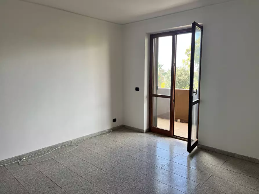 Immagine 25 di Appartamento in vendita  in Via Reggio Campi II tronco a Reggio Di Calabria