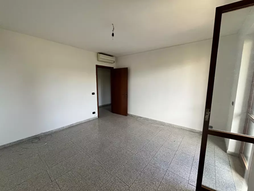 Immagine 26 di Appartamento in vendita  in Via Reggio Campi II tronco a Reggio Di Calabria