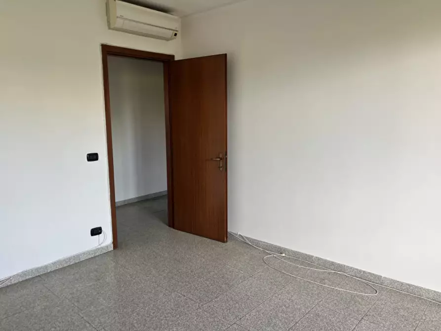 Immagine 31 di Appartamento in vendita  in Via Reggio Campi II tronco a Reggio Di Calabria