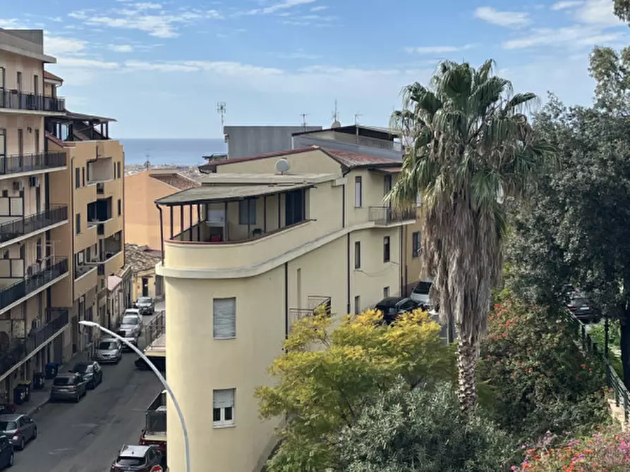 Immagine 33 di Appartamento in vendita  in Via Reggio Campi II tronco a Reggio Di Calabria