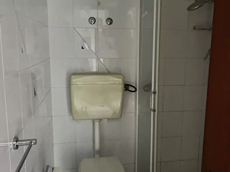 Immagine 37 di Appartamento in vendita  in Via Reggio Campi II tronco a Reggio Di Calabria