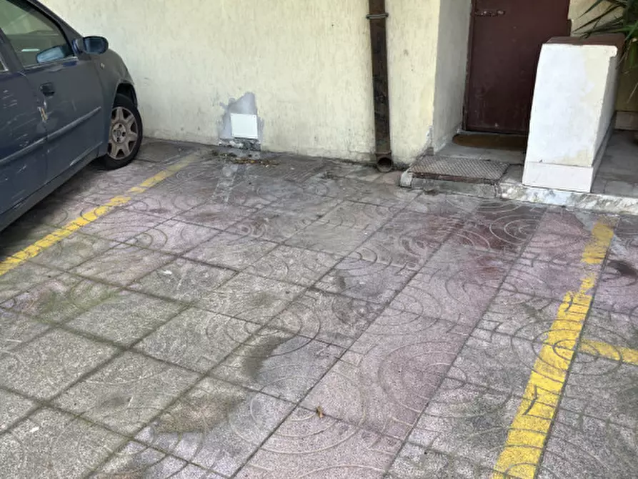 Immagine 42 di Appartamento in vendita  in Via Reggio Campi II tronco a Reggio Di Calabria