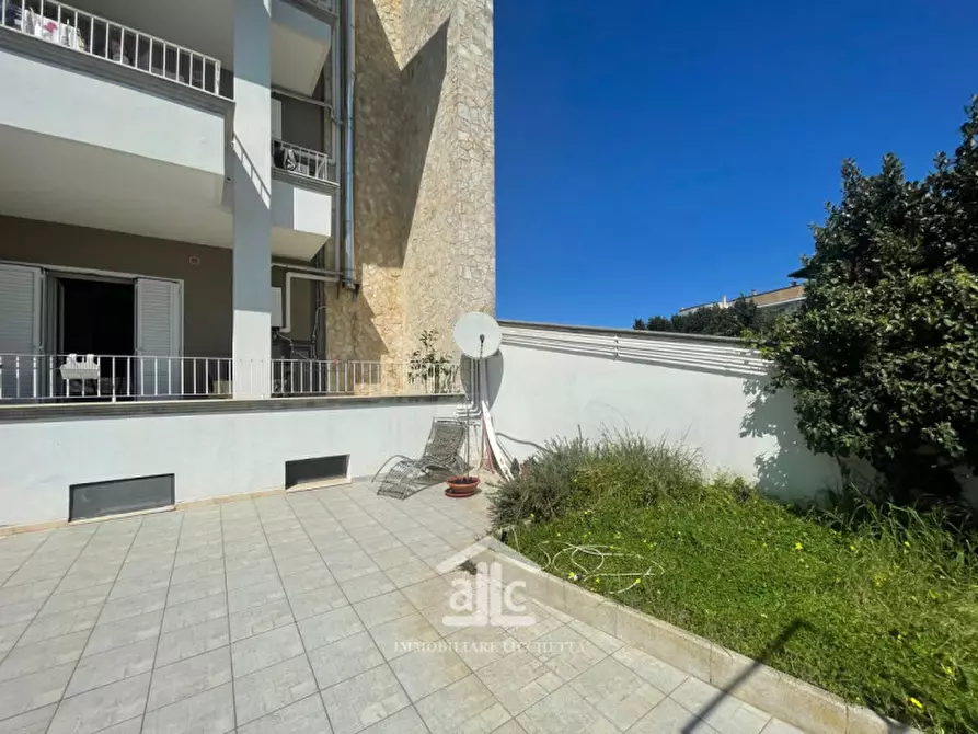 Immagine 17 di Appartamento in vendita  in via san vito,21 a Lizzanello