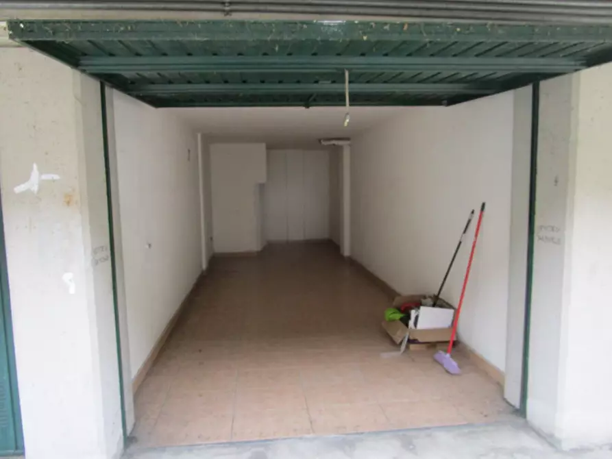 Immagine 2 di Garage in vendita  in Via Tiziano Vecellio a Noventa Padovana
