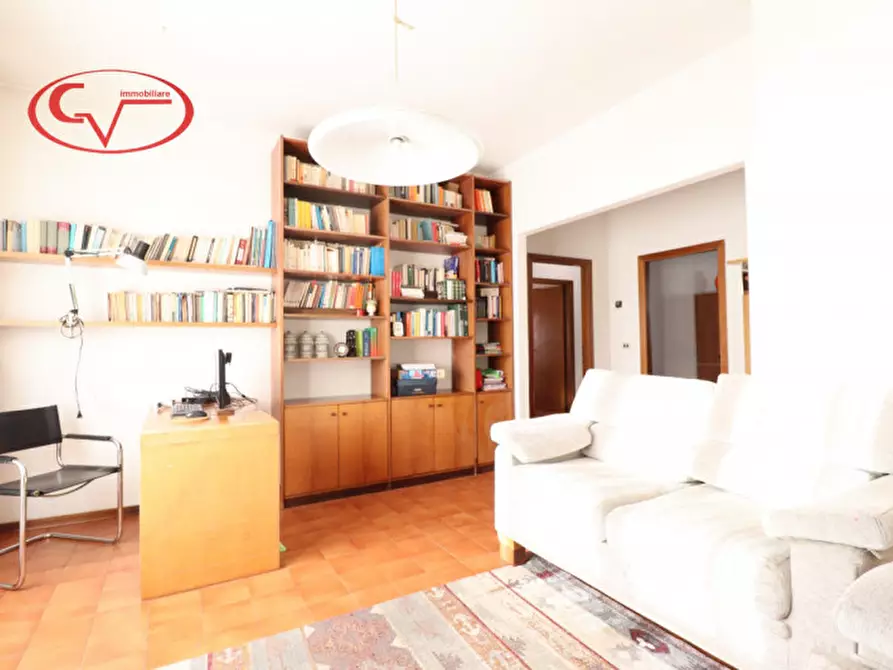 Immagine 5 di Appartamento in vendita  in Via Amendola a Montevarchi