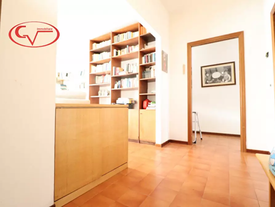 Immagine 9 di Appartamento in vendita  in Via Amendola a Montevarchi