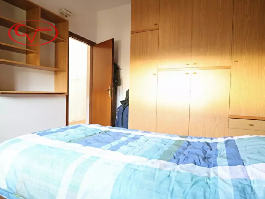 Immagine 11 di Appartamento in vendita  in Via Amendola a Montevarchi