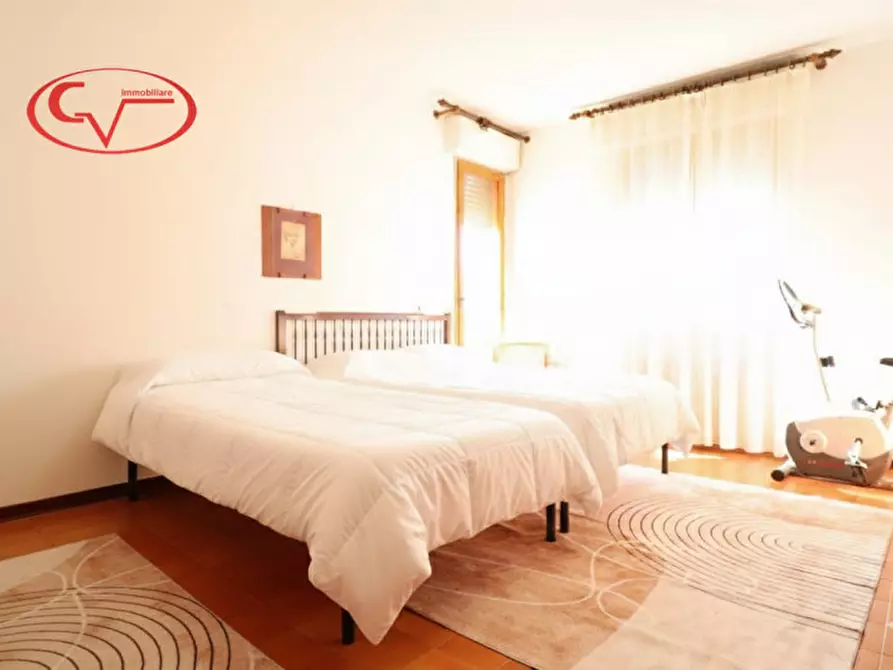 Immagine 13 di Appartamento in vendita  in Via Amendola a Montevarchi