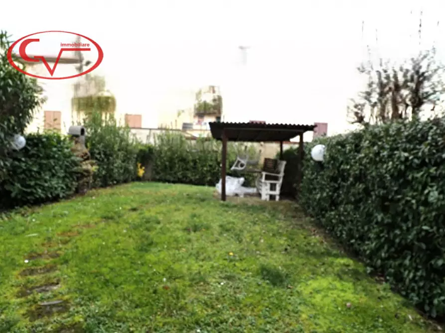 Immagine 24 di Villetta a schiera in vendita  in via 8 marzo a Montevarchi