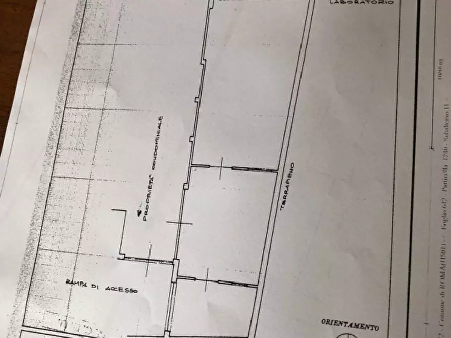 Immagine 1 di Laboratorio in vendita  a Roma