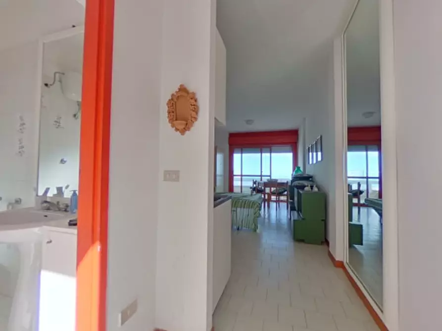 Immagine 3 di Monolocale in vendita  in Sp2 a Fasano