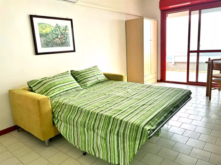 Immagine 5 di Monolocale in vendita  in Sp2 a Fasano