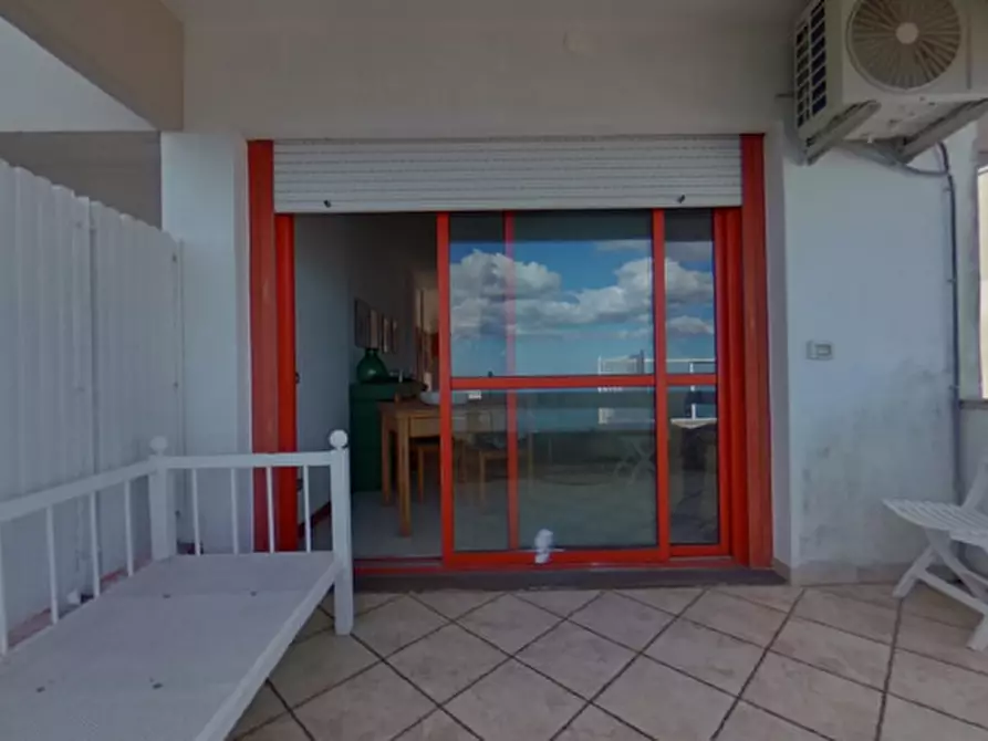 Immagine 15 di Monolocale in vendita  in Sp2 a Fasano