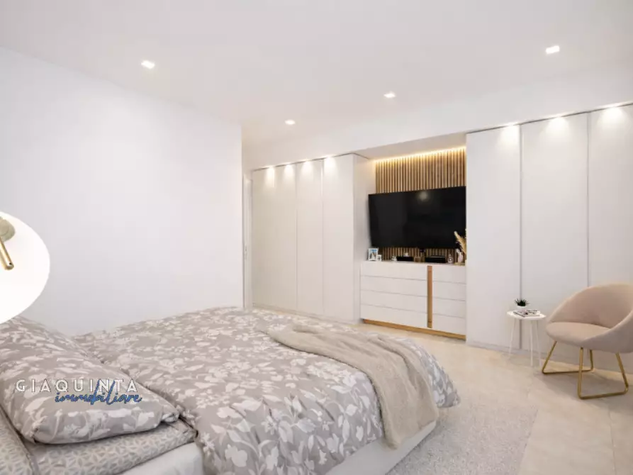 Immagine 14 di Appartamento in vendita  in Via Camillo Benso Conte di Cavour n.82 a Militello In Val Di Catania