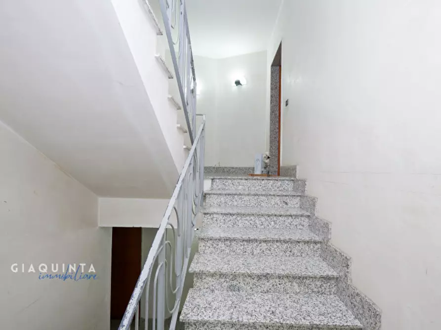 Immagine 28 di Appartamento in vendita  in Via Camillo Benso Conte di Cavour n.82 a Militello In Val Di Catania