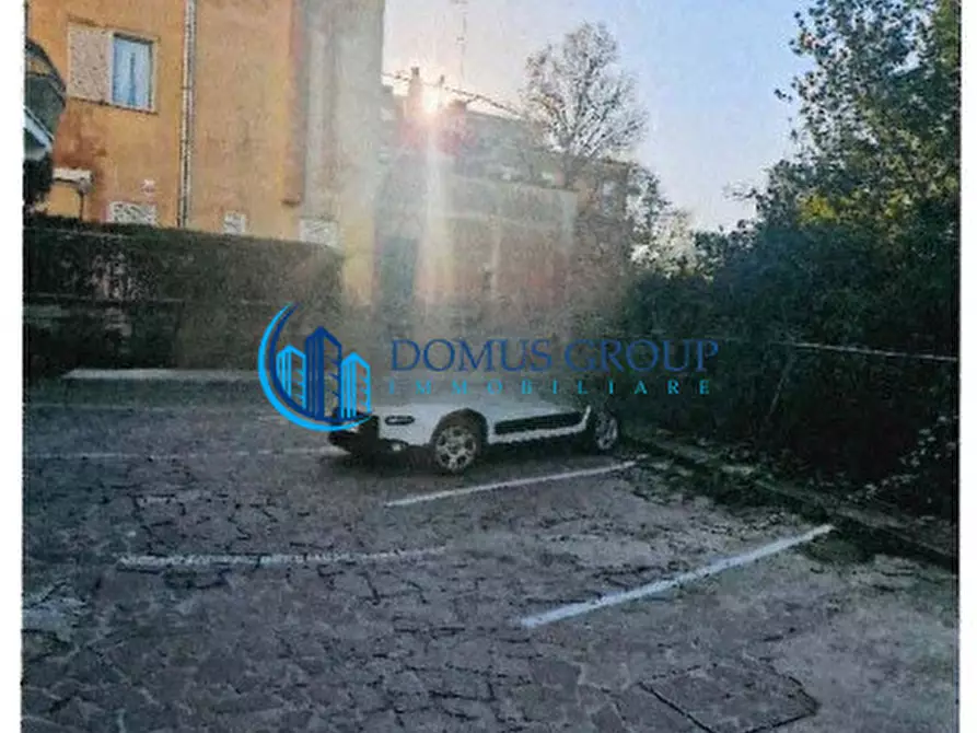 Immagine 16 di Appartamento in vendita  in Via Brunate a Roma