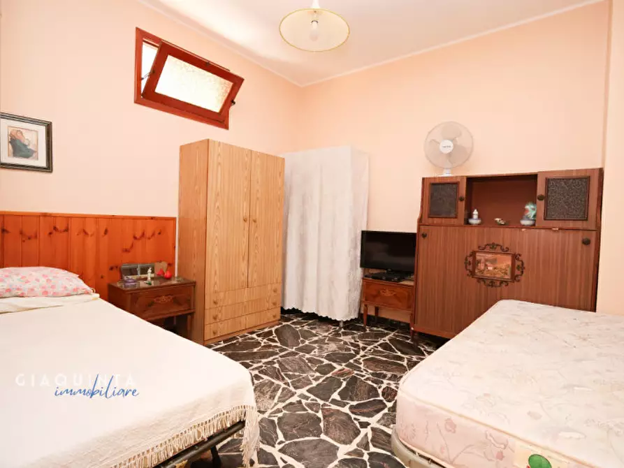 Immagine 10 di Casa indipendente in vendita  in Via Milano N.32 a Palagonia