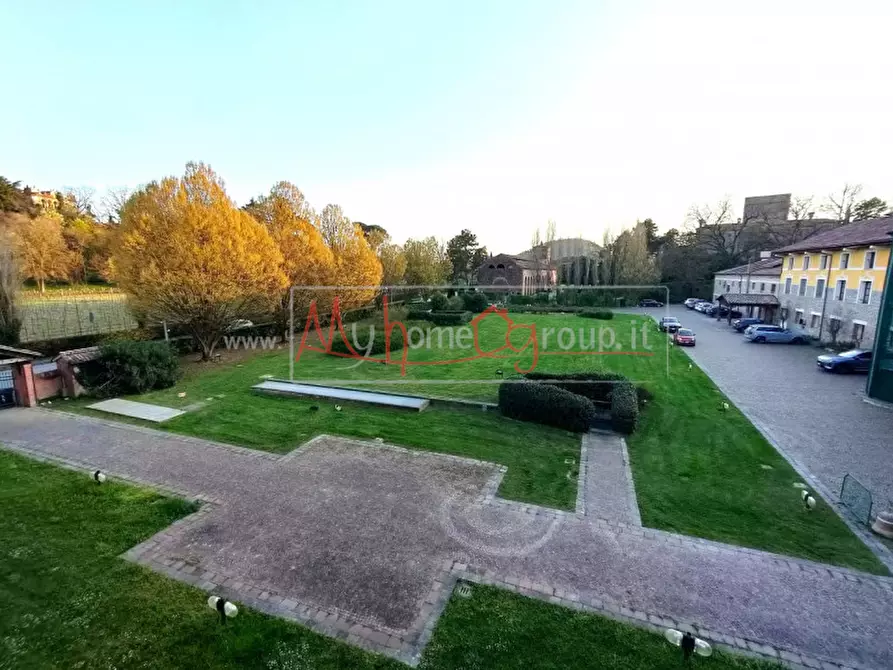 Immagine 1 di Appartamento in vendita  a Selvazzano Dentro