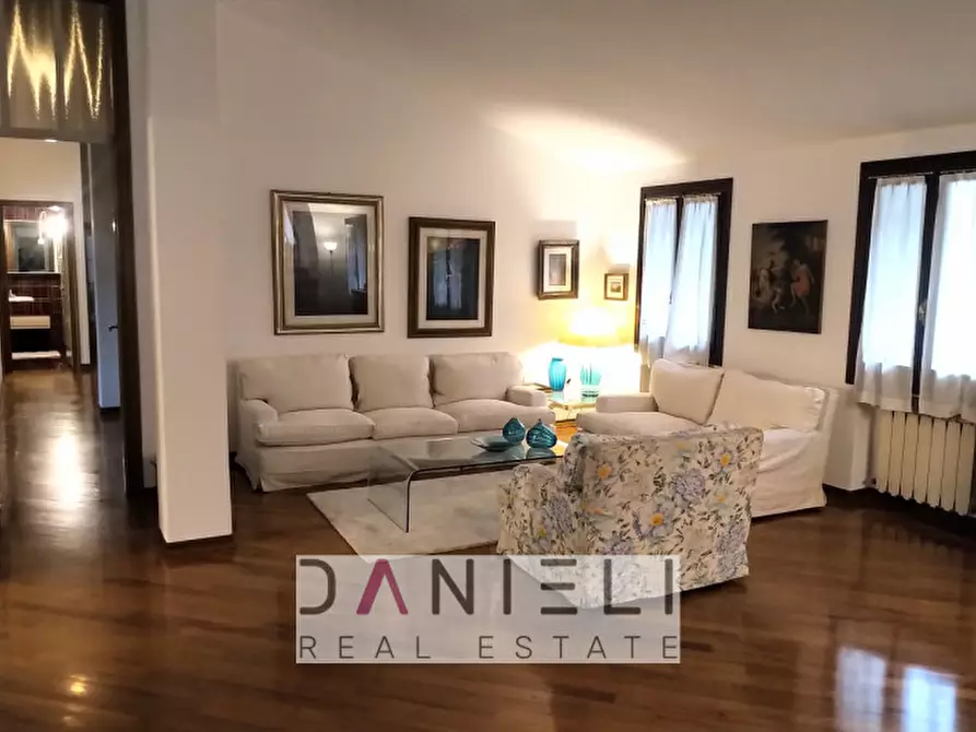 Immagine 3 di Attico in affitto  in Via Madonetta a Montecchio Maggiore