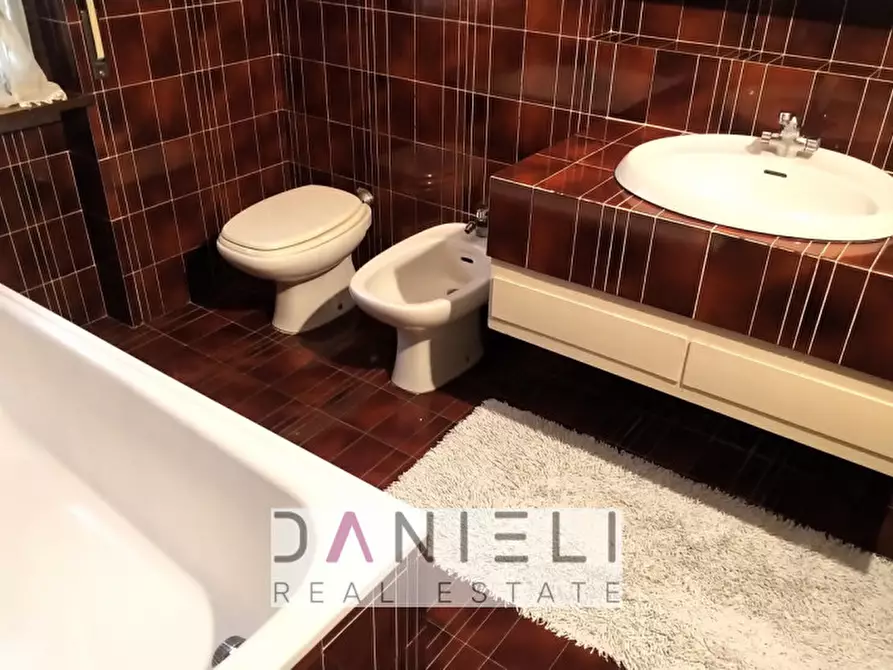 Immagine 10 di Attico in affitto  in Via Madonetta a Montecchio Maggiore