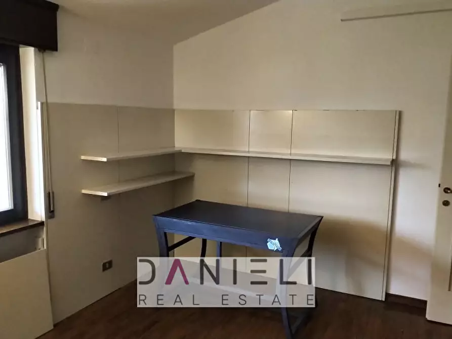 Immagine 18 di Attico in affitto  in Via Madonetta a Montecchio Maggiore