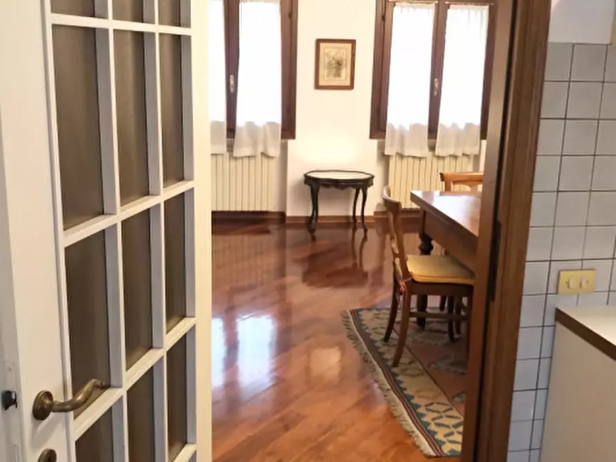 Immagine 26 di Attico in affitto  in Via Madonetta a Montecchio Maggiore