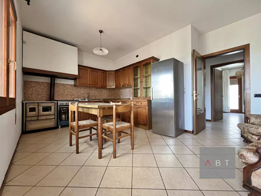 Immagine 2 di Appartamento in vendita  a Santa Giustina In Colle