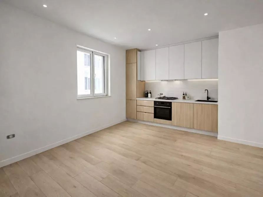 Immagine 8 di Appartamento in vendita  in VIA VITO DI JASI a Aversa